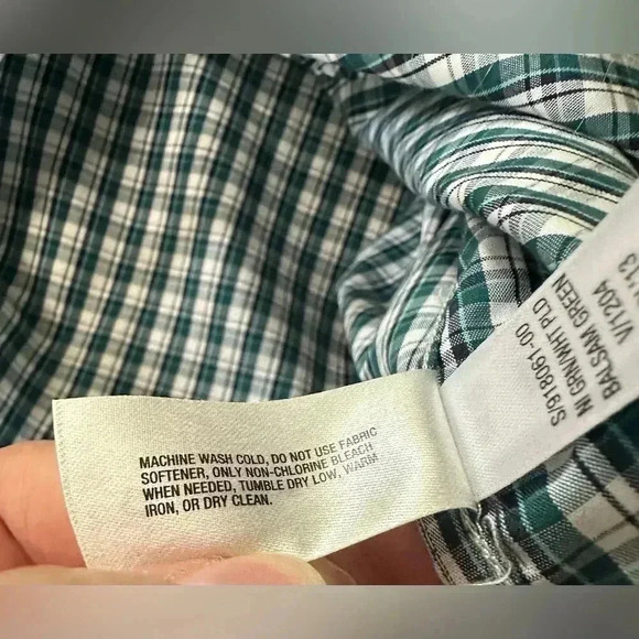 GAP Non-Iron Plaid Button Down Men’s Size Medium - Picture 8 of 10